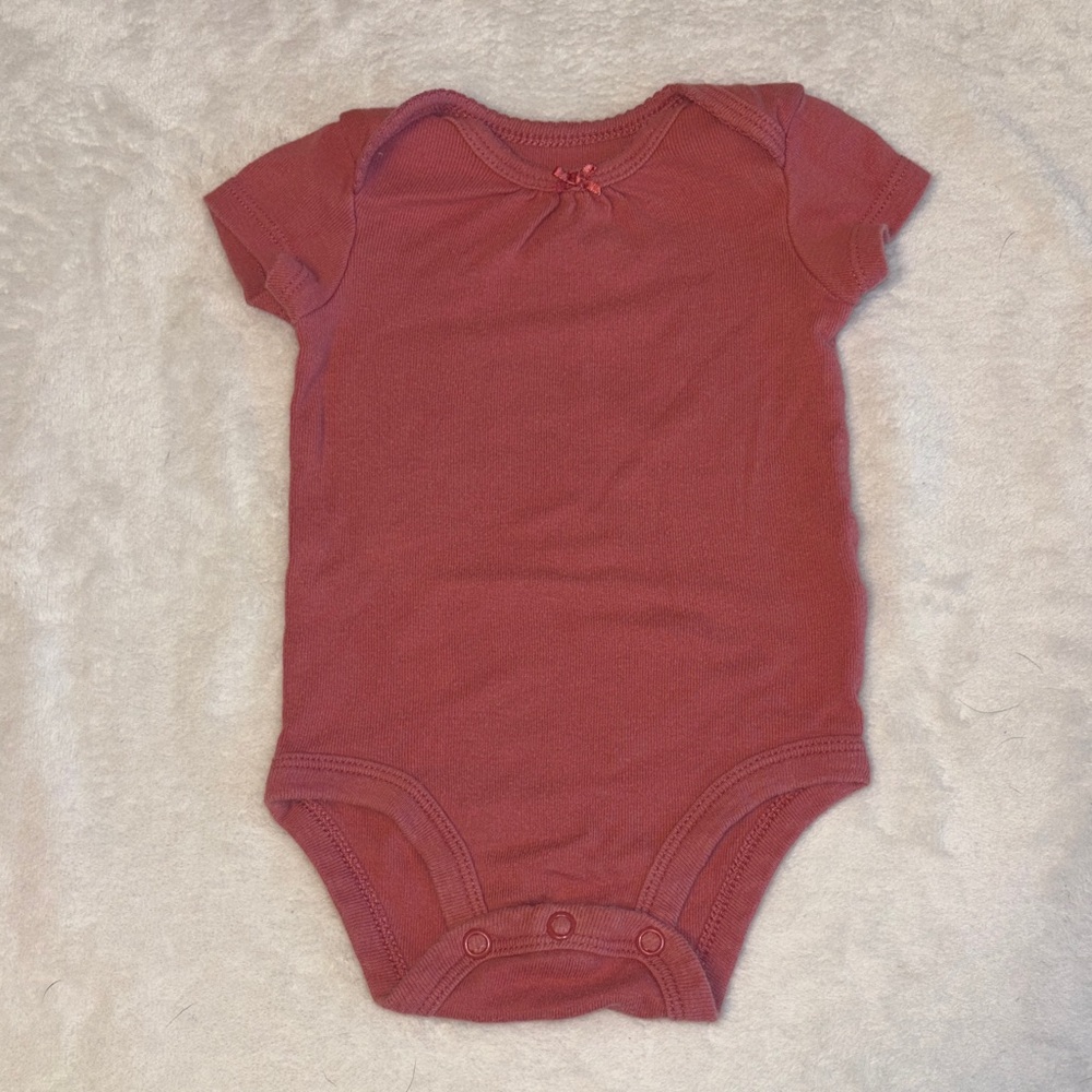 (3 for $10) carters Short-Sleeve Baby One-Piece bodysuit in Mauve